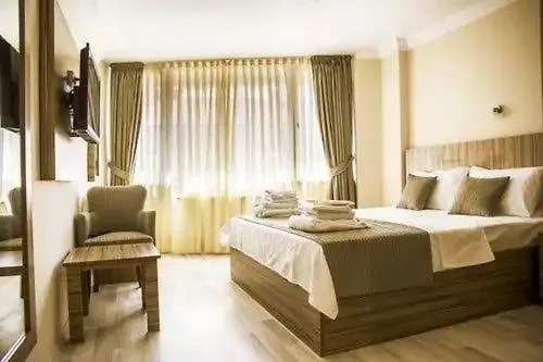 Berlin Hotel Nisantasi Istanbul 3*,